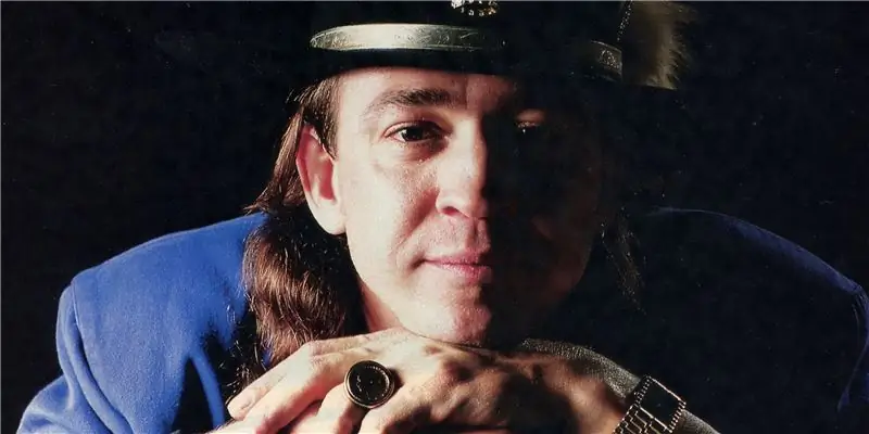 Стиви Рэй Воан Собственный капитал: Вики, женат, семья, свадьба, зарплата, братья и сестры