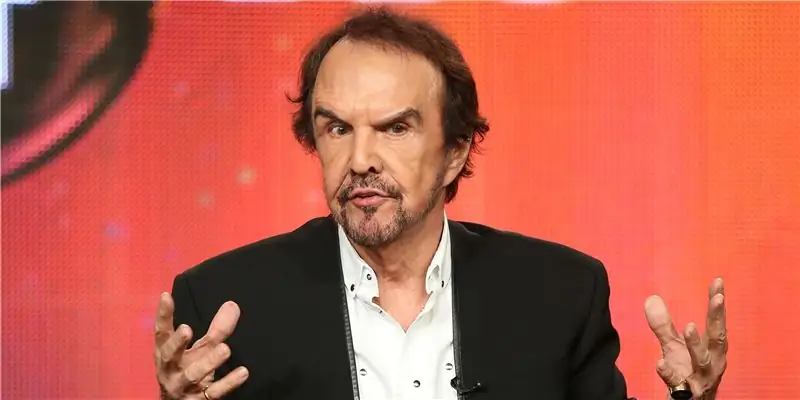 Дэйв Кларк Чистая стоимость: Вики, женат, семья, свадьба, зарплата, братья и сестры