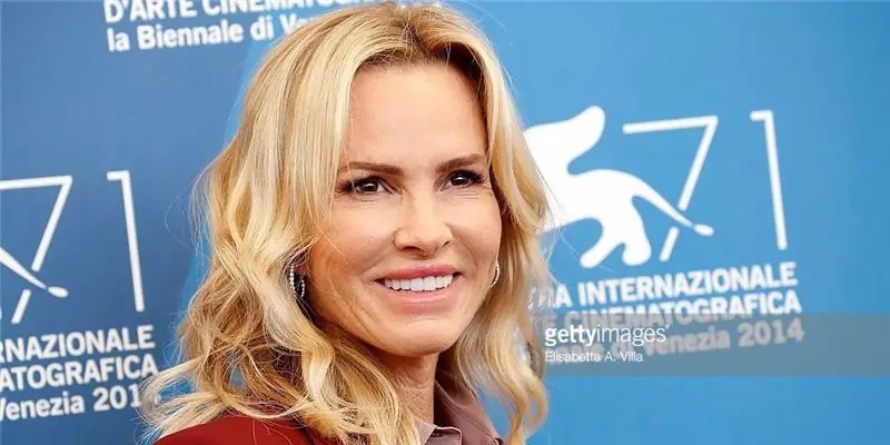 Состояние Джанет Джонс: Вики, В браке, Семья, Свадьба, Заработная плата, Братья и сестры