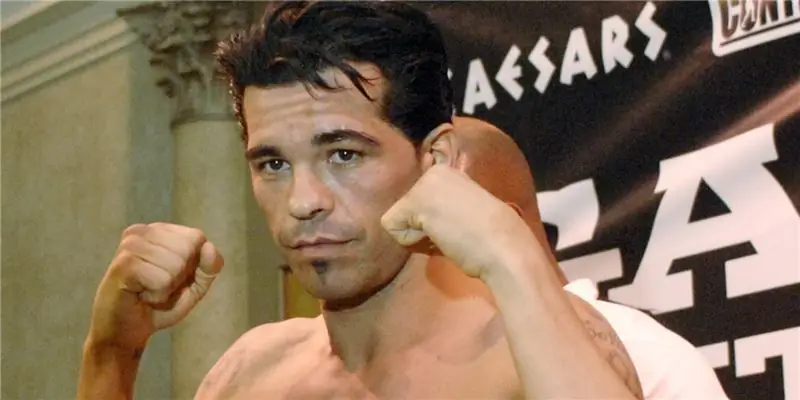 Состояние Артуро Гатти: Вики, женат, семья, свадьба, зарплата, братья и сестры