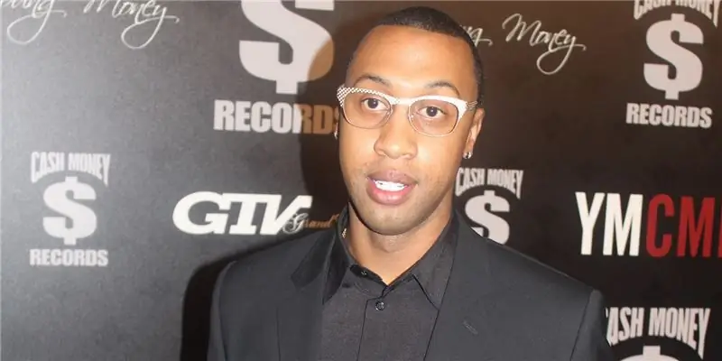 Кортез Брайант Собственный капитал: Вики, женат, семья, свадьба, зарплата, братья и сестры