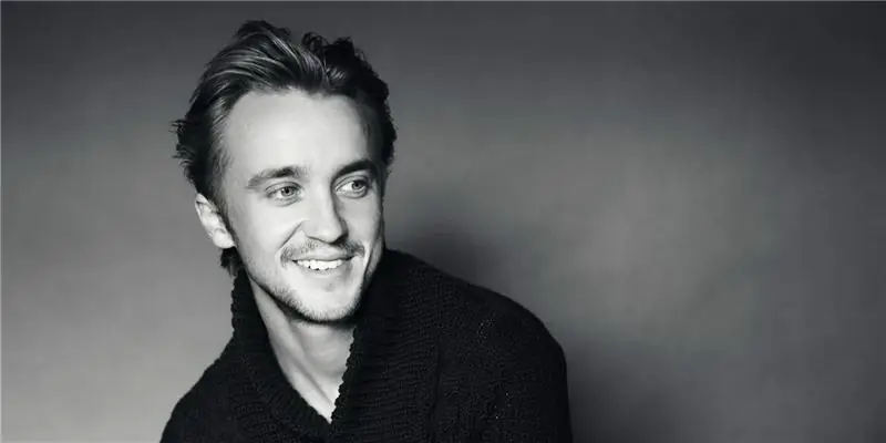 Состояние Тома Фелтона: Вики, женат, семья, свадьба, зарплата, братья и сестры