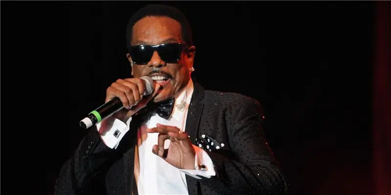 Состояние Чарли Уилсона: Вики, В браке, Семья, Свадьба, Заработная плата, Братья и сестры