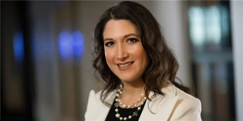 Рэнди Цукерберг Собственный капитал: Вики, женат, семья, свадьба, зарплата, братья и сестры