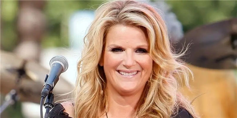 Триша Йервуд Чистая стоимость: Вики, Замужем, Семья, Свадьба, Заработная плата, Братья и сестры