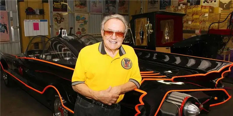 Джордж Баррис Собственный капитал: Вики, женат, семья, свадьба, зарплата, братья и сестры