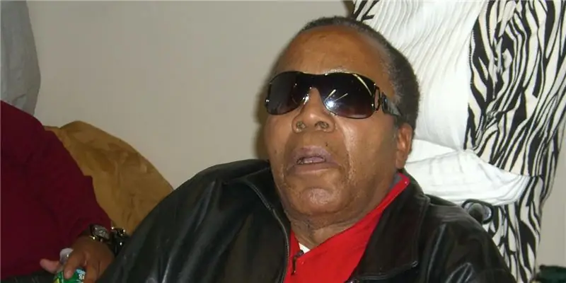 Фрэнк Лукас Собственный капитал: Вики, женат, семья, свадьба, зарплата, братья и сестры