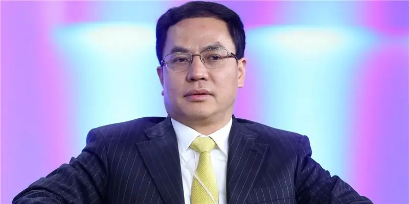 Ли Хэцзюнь Чистая стоимость: Вики, Женат, Семья, Свадьба, Заработная плата, Братья и сестры