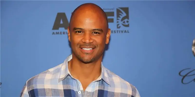 Дондре Уитфилд Собственный капитал: Вики, женат, семья, свадьба, зарплата, братья и сестры