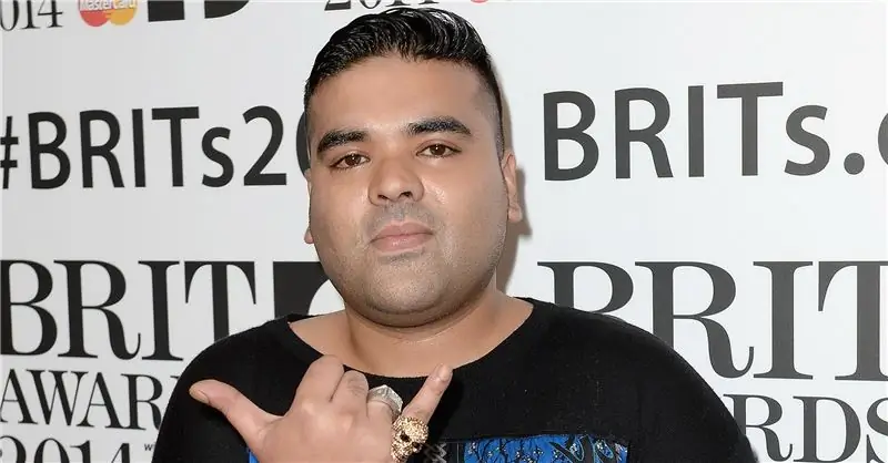 Состояние непослушного мальчика: Вики, женат, семья, свадьба, зарплата, братья и сестры