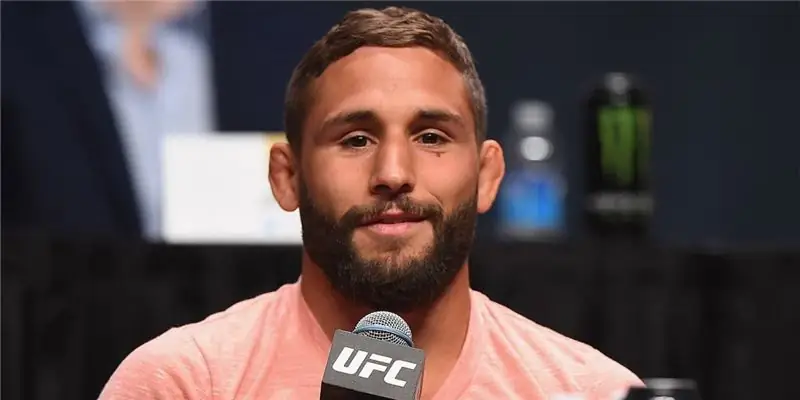 Чад Мендес Собственный капитал: Вики, женат, семья, свадьба, зарплата, братья и сестры