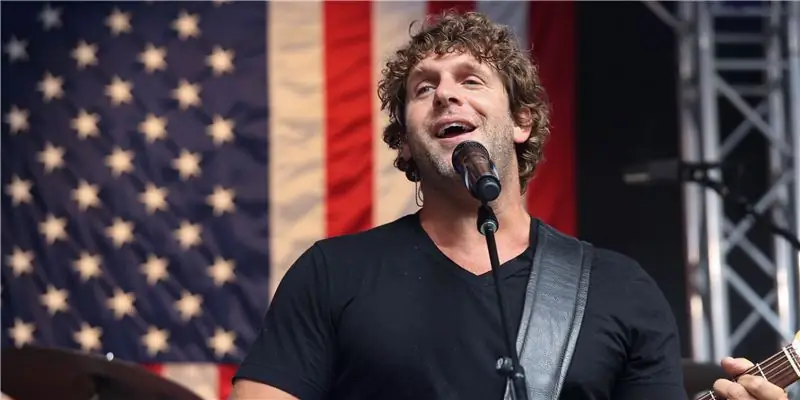 Билли Каррингтон Собственный капитал: Вики, женат, семья, свадьба, зарплата, братья и сестры