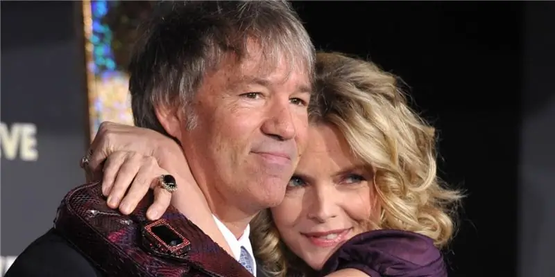 Дэвид Э. Келли Чистая стоимость: Вики, В браке, Семья, Свадьба, Заработная плата, Братья и сестры