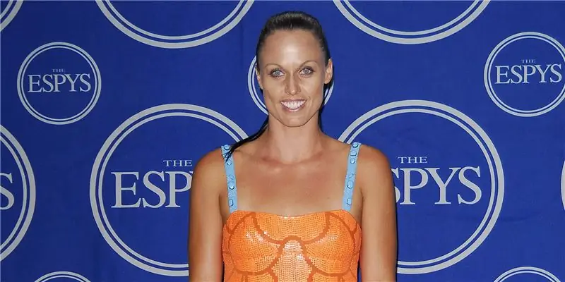 Состояние Аманды Борода: Вики, В браке, Семья, Свадьба, Заработная плата, Братья и сестры