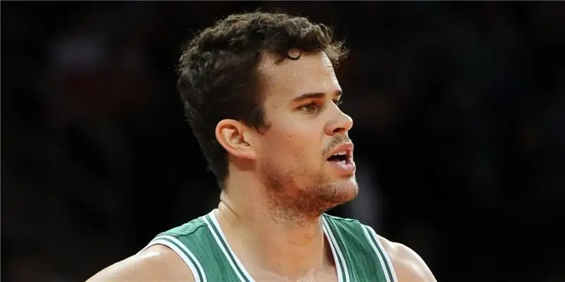 Крис Хамфрис Собственный капитал: Вики, В браке, Семья, Свадьба, Заработная плата, Братья и сестры