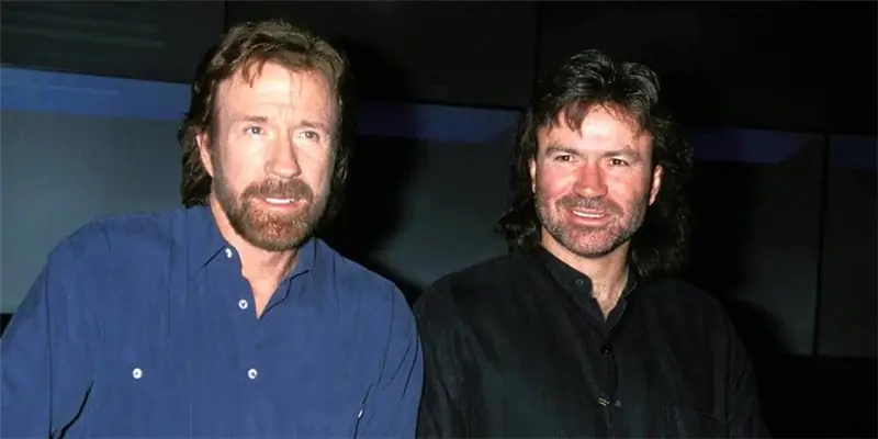 Аарон Норрис Чистая стоимость: Вики, женат, семья, свадьба, зарплата, братья и сестры