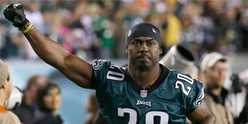 Состояние Брайана Докинза: Вики, женат, семья, свадьба, зарплата, братья и сестры