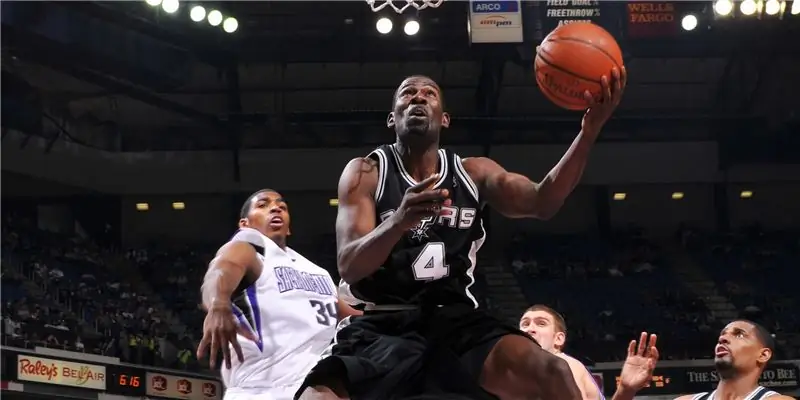 Майкл Финли Чистая стоимость: Вики, Женат, Семья, Свадьба, Заработная плата, Братья и сестры