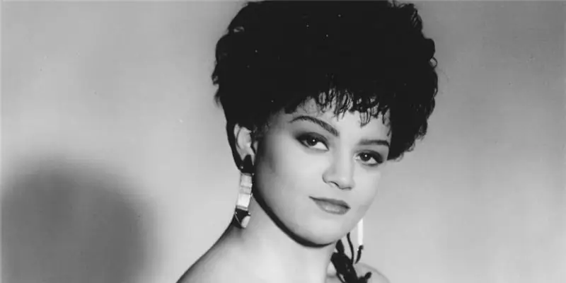 Стейси Латтисо Состояние: вики, замужем, семья, свадьба, зарплата, братья и сестры