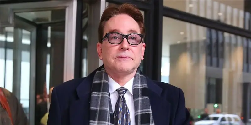 Тай Уорнер Собственный капитал: Вики, Женат, Семья, Свадьба, Заработная плата, Братья и сестры