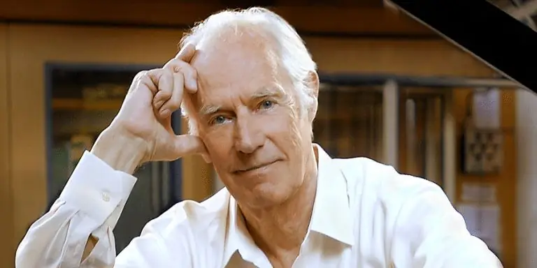 Джордж Мартин Собственный капитал: Вики, Женат, Семья, Свадьба, Заработная плата, Братья и сестры