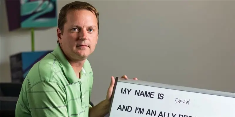 Дэвид Фило Чистая стоимость: Вики, женат, семья, свадьба, зарплата, братья и сестры