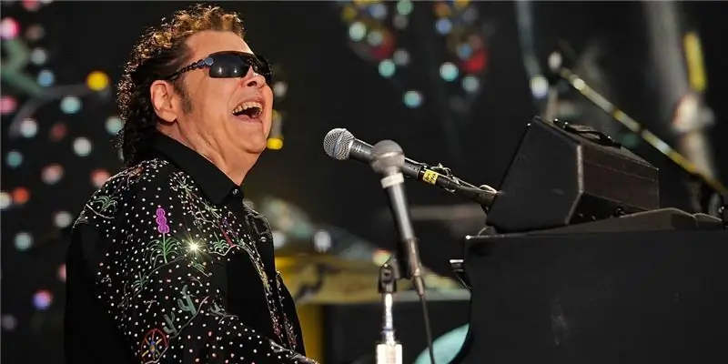 Состояние Ронни Милсапа: Вики, женат, семья, свадьба, зарплата, братья и сестры