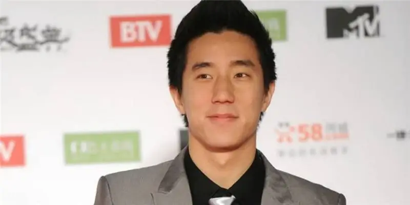 Джейси Чан Собственный капитал: Вики, В браке, Семья, Свадьба, Заработная плата, Братья и сестры