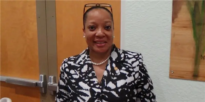 Синтия Стаффорд Собственный капитал: Вики, Замужем, Семья, Свадьба, Заработная плата, Братья и сестры