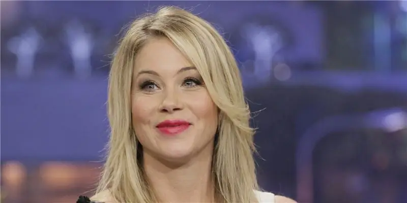 Кристина Эпплгейт Собственный капитал: Вики, Замужем, Семья, Свадьба, Заработная плата, Братья и сестры