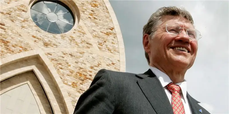 Состояние Тома Монагана: Вики, женат, семья, свадьба, зарплата, братья и сестры