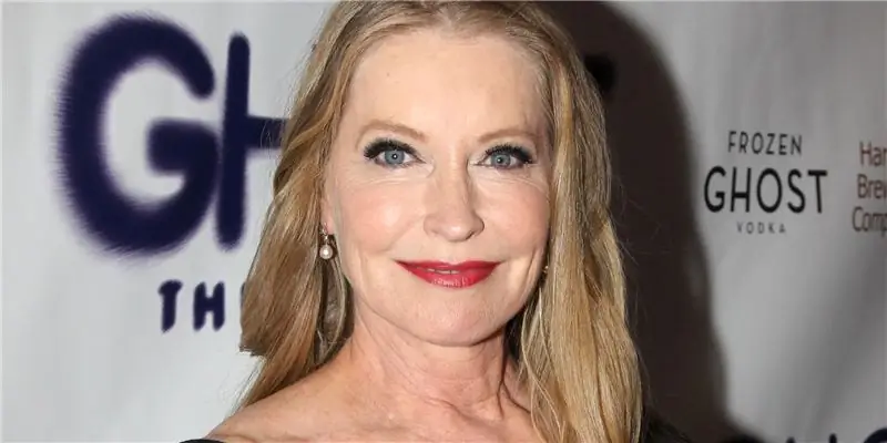 Лиза Ниеми Собственный капитал: Вики, Замужем, Семья, Свадьба, Заработная плата, Братья и сестры