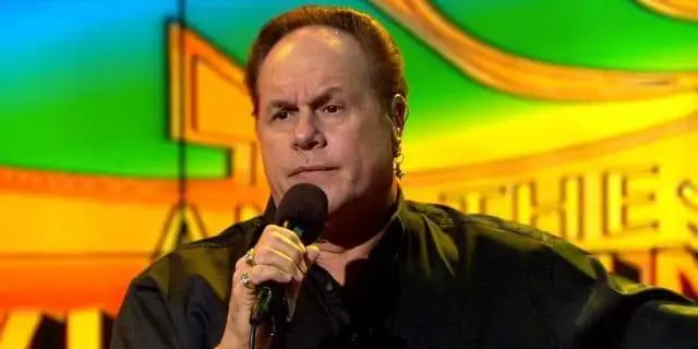 Гарри Уэйн Кейси Собственный капитал: Вики, женат, семья, свадьба, зарплата, братья и сестры