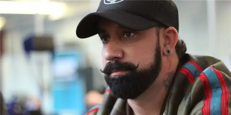 А. Дж. Маклин Собственный капитал: Вики, В браке, Семья, Свадьба, Заработная плата, Братья и сестры