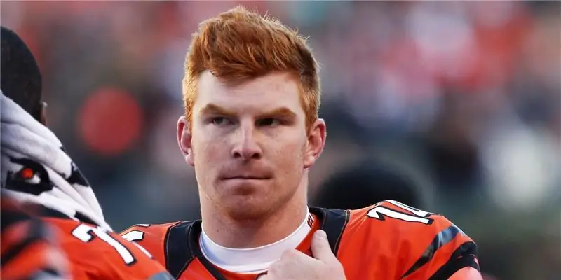 Энди Далтон Собственный капитал: Вики, женат, семья, свадьба, зарплата, братья и сестры