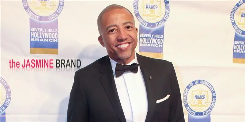 Кевин Лайлс Собственный капитал: Вики, женат, семья, свадьба, зарплата, братья и сестры