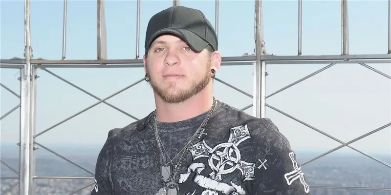 Брантли Гилберт Собственный капитал: Вики, женат, семья, свадьба, зарплата, братья и сестры