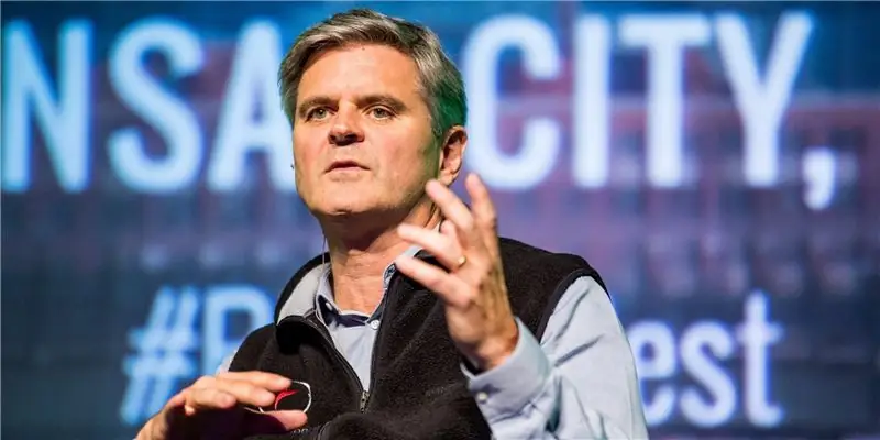 Стив Кейс Собственный капитал: Вики, женат, семья, свадьба, зарплата, братья и сестры