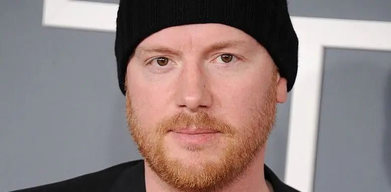 Эрик Придз Чистая стоимость: Вики, женат, семья, свадьба, зарплата, братья и сестры