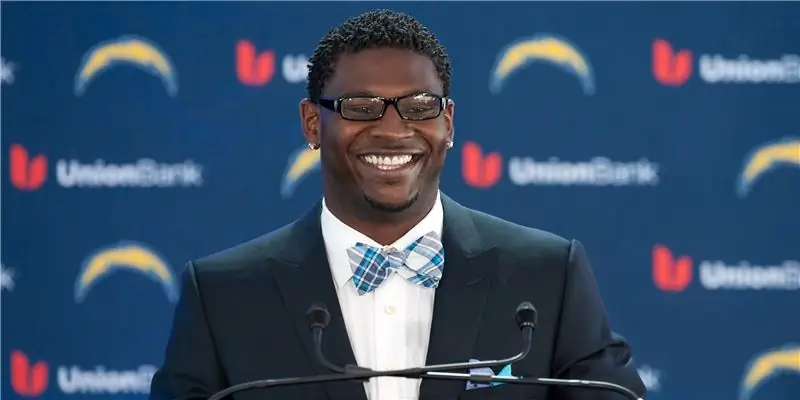 Ладейниан Томлинсон Собственный капитал: Вики, женат, семья, свадьба, зарплата, братья и сестры