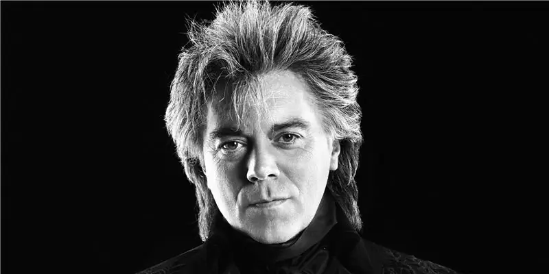 Марти Стюарт Собственный капитал: Вики, женат, семья, свадьба, зарплата, братья и сестры