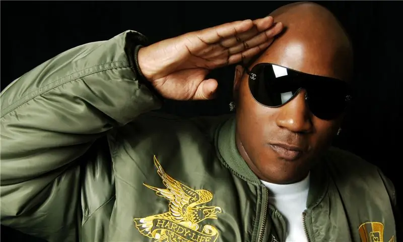 Состояние молодого Джизи: Вики, В браке, Семья, Свадьба, Заработная плата, Братья и сестры