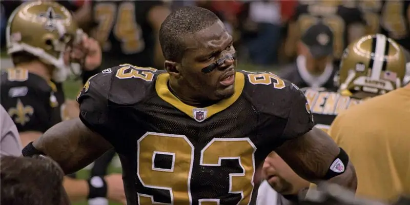 Бобби МакКрей Чистая стоимость: Вики, женат, семья, свадьба, зарплата, братья и сестры