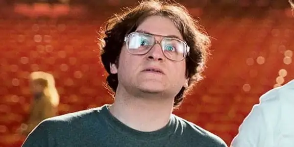 Энди Херцфельд Собственный капитал: Вики, женат, семья, свадьба, зарплата, братья и сестры