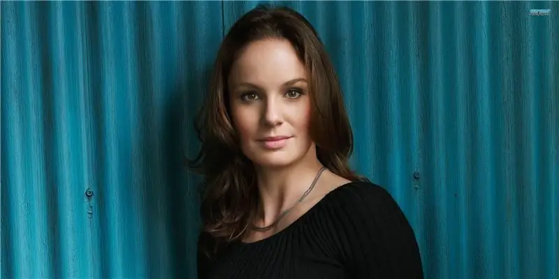 Состояние Сары Уэйн Келлис: Вики, Замужем, Семья, Свадьба, Заработная плата, Братья и сестры