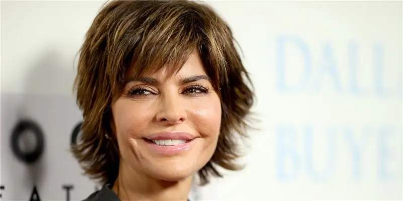 Лиза Ринна Чистая стоимость: Вики, В браке, Семья, Свадьба, Заработная плата, Братья и сестры