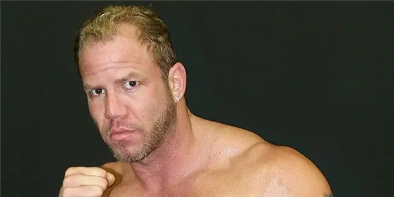 Состояние Томми Моррисона: Вики, женат, семья, свадьба, зарплата, братья и сестры