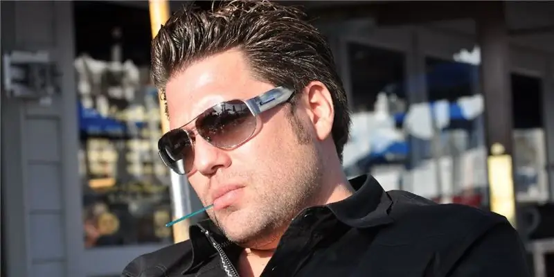 Армандо Монтелонго Собственный капитал: Вики, женат, семья, свадьба, зарплата, братья и сестры