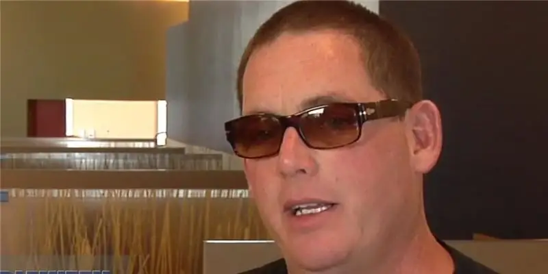 Майк Флейс Чистая стоимость: Вики, женат, семья, свадьба, зарплата, братья и сестры