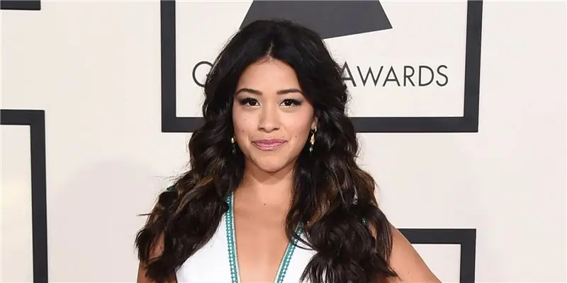 Джина Родригес Собственный капитал: Вики, В браке, Семья, Свадьба, Заработная плата, Братья и сестры